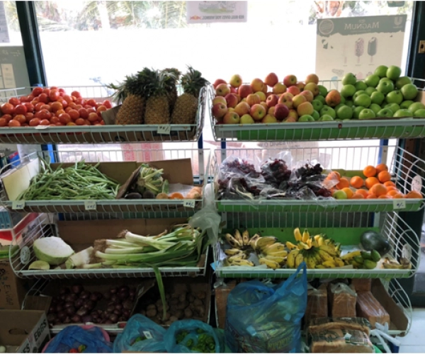Fresh fruit and vegetable stand on Thoddoo