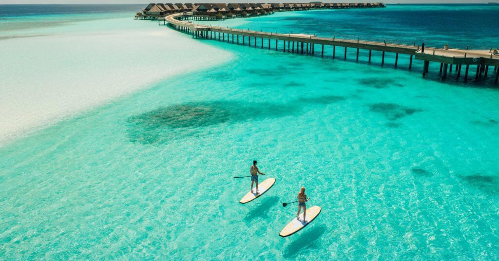 SUP surf en las Maldivas