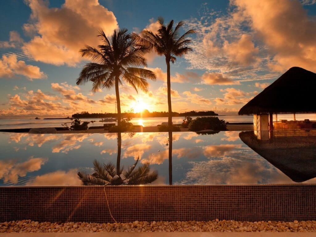 Amanecer en las Maldivas